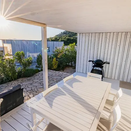 Buqez - 12 Apartman Drage