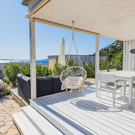 Buqez - 12 Apartament *