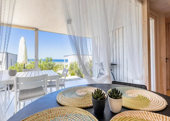 Buqez - 12 Apartament